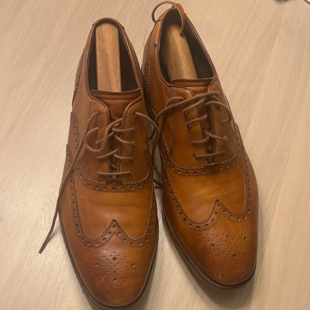 Cole Haan wingtip men leather shoes - 10 1/2 medium